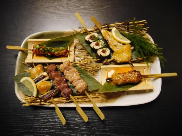 交趾鸡 肉片5种拼盘(コーチン刺身五種盛合:柯亲 萨西米 高秀 莫里阿瓦)